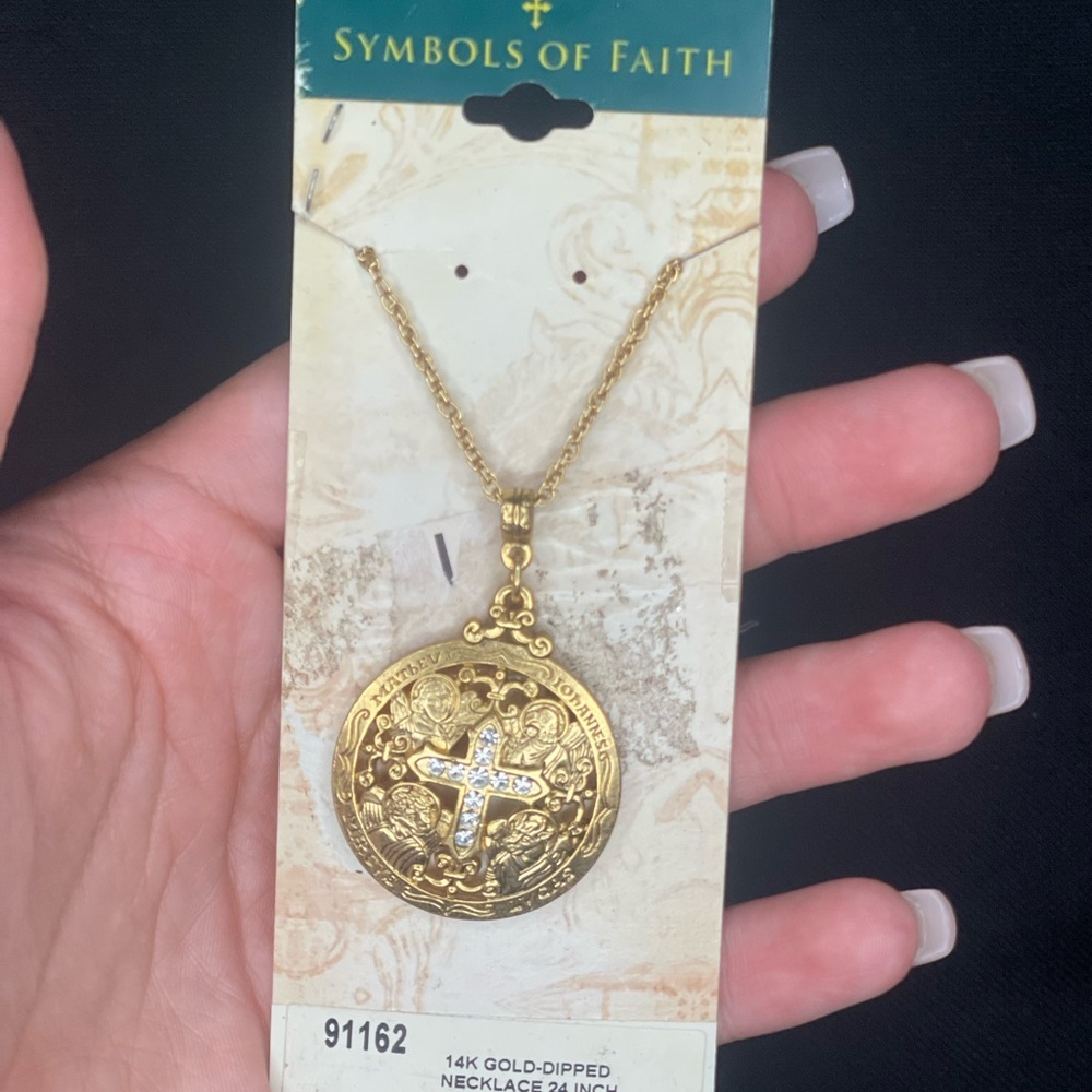 Gold Necklace with Cross Pendant - Picture 1 of 2